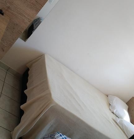 Dormitorio Canarinho Goiania Luaran gambar