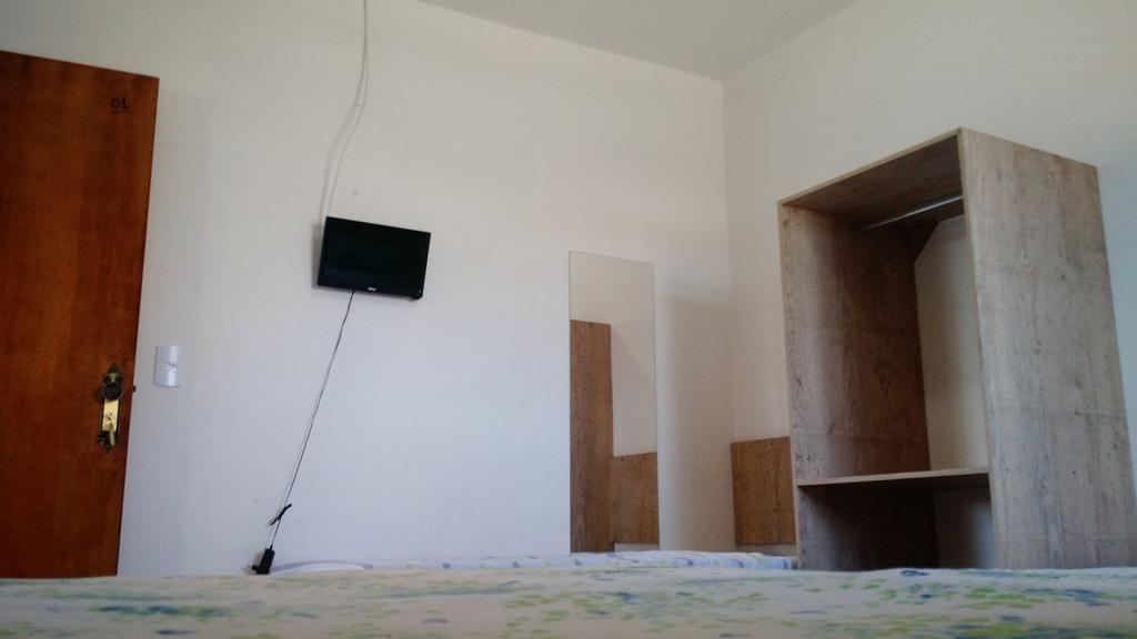 Dormitorio Canarinho Goiania Luaran gambar